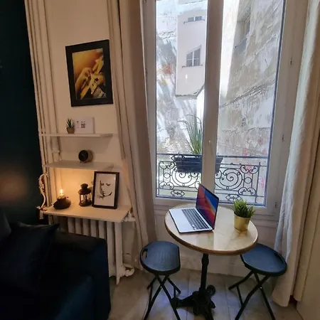 Cosy In Heart Of Montmartre Apartment *
